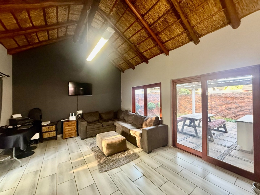3 Bedroom Property for Sale in Melodie North West